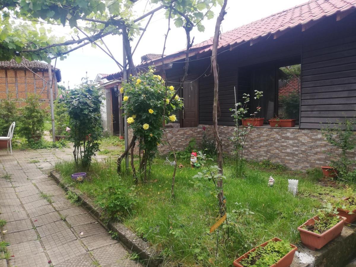 Villa Quiet Nook House Kalofer Exterior foto
