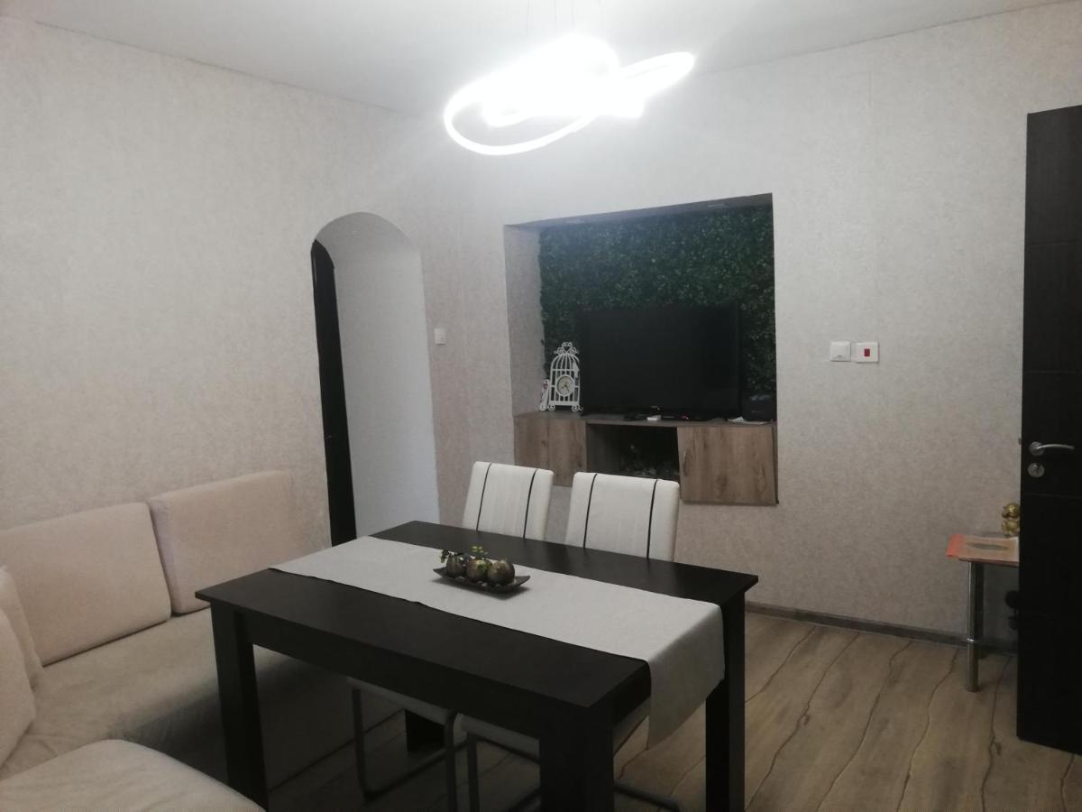Villa Quiet Nook House Kalofer Exterior foto